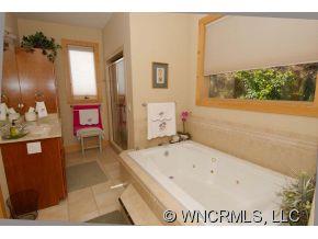 388 Flying Hawk Road Waynesville, NC 28786 - Photo 18 of 24