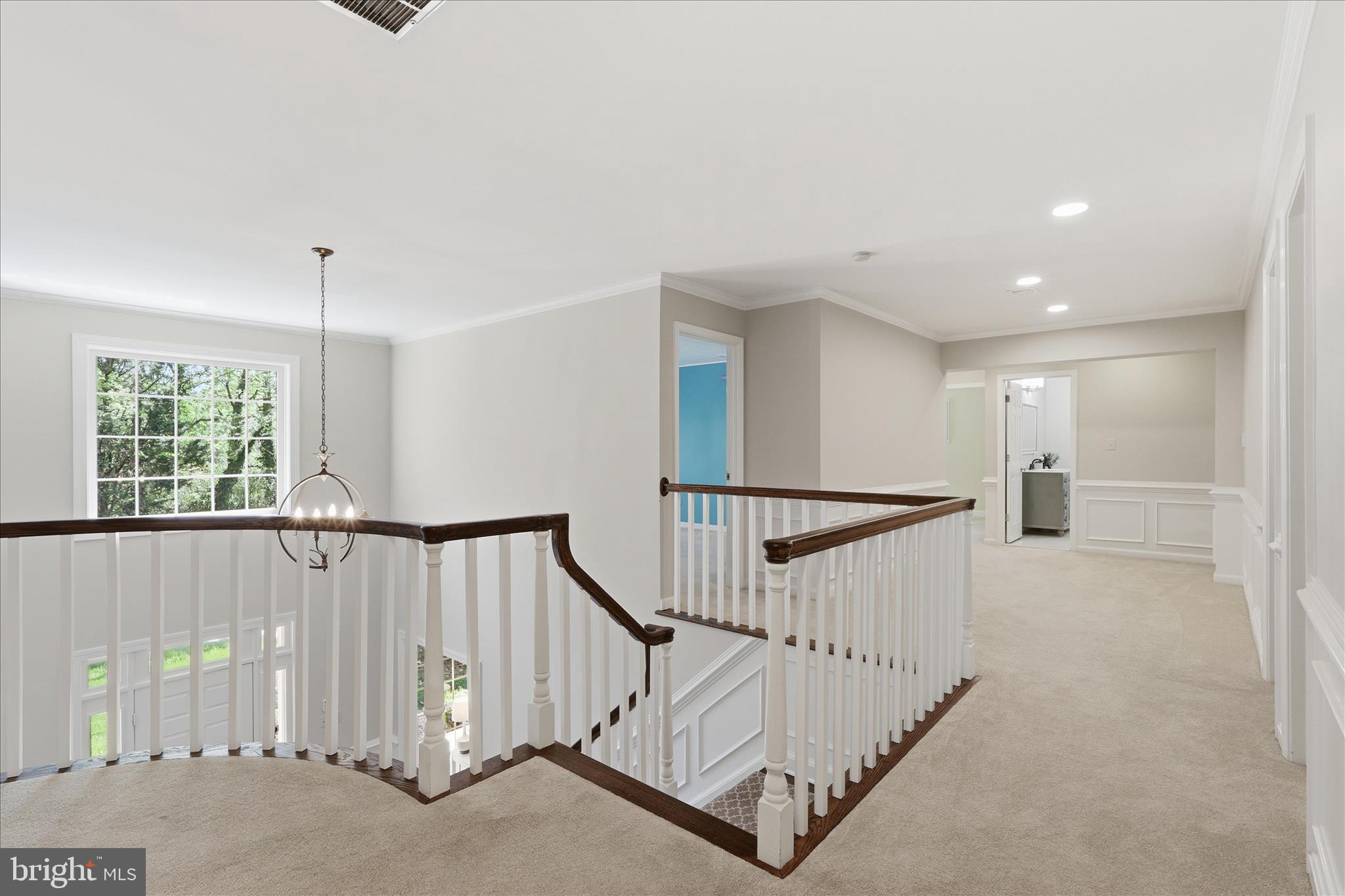5014 Glen Park Road Annandale, VA 22003 - Photo 30 of 80 Upper Level Hall