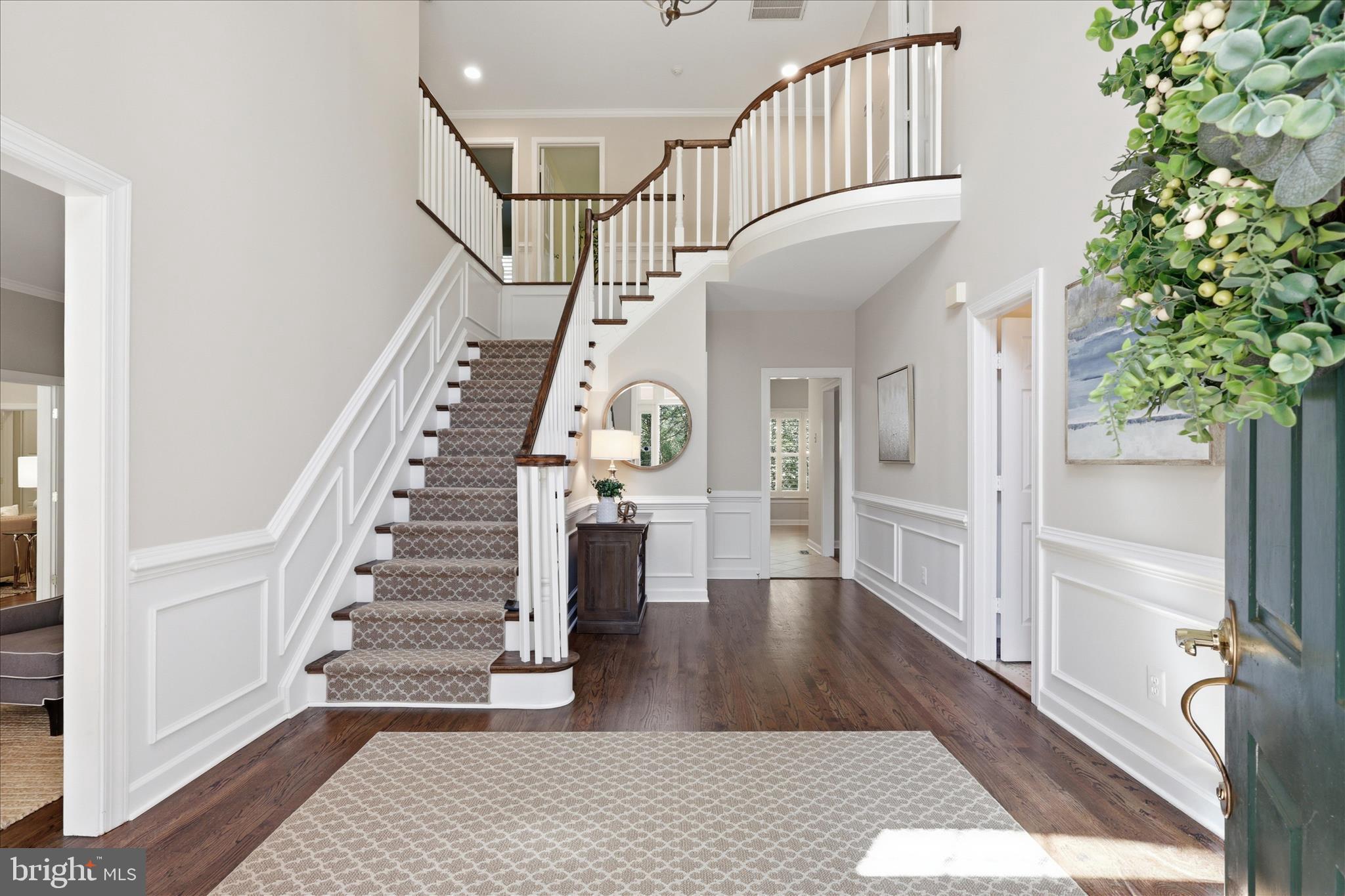 5014 Glen Park Road Annandale, VA 22003 - Photo 3 of 80 Stunning Foyer