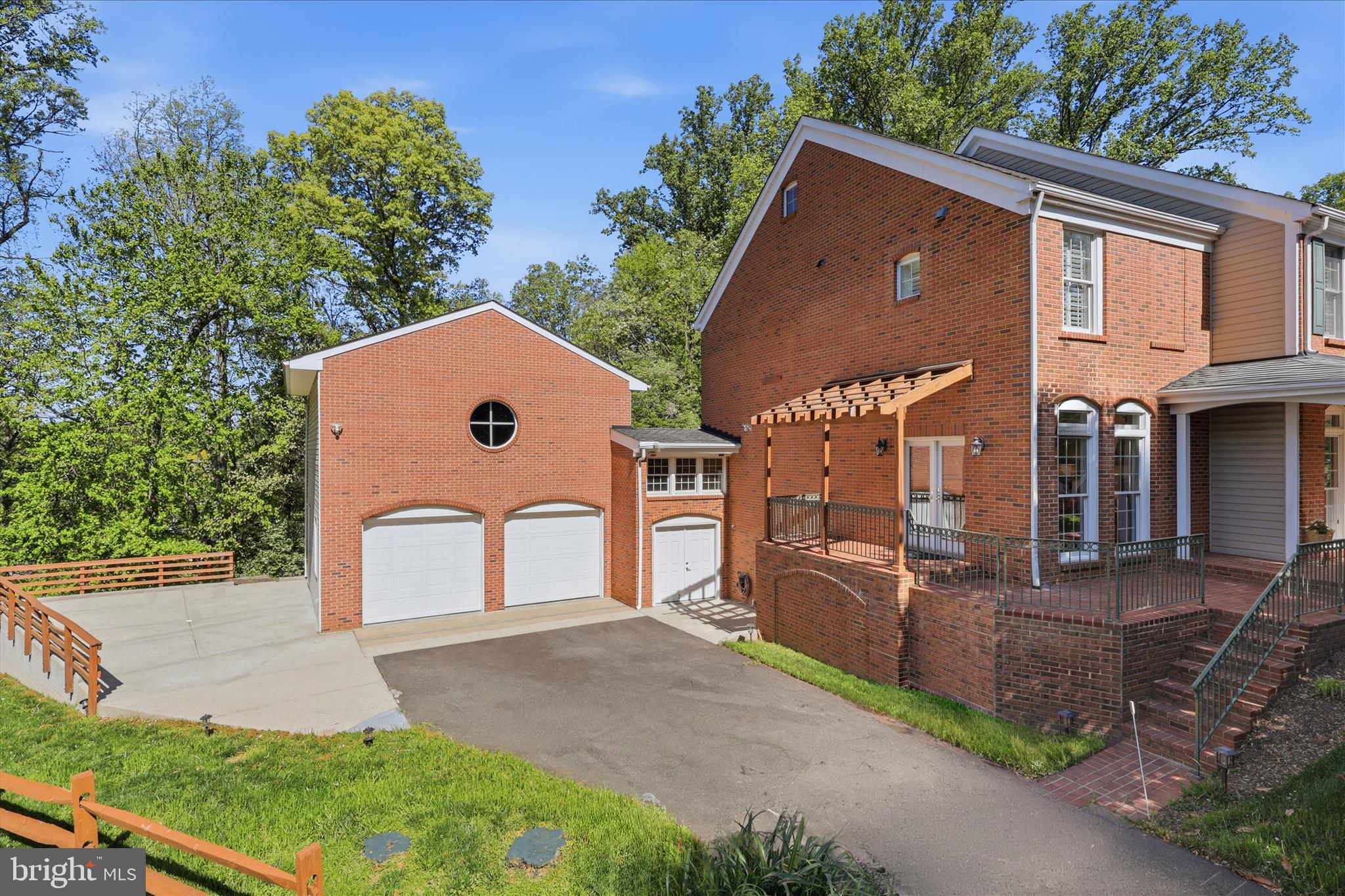 5014 Glen Park Road Annandale, VA 22003 - Photo 50 of 80 2nd Garage w/ door to workshop