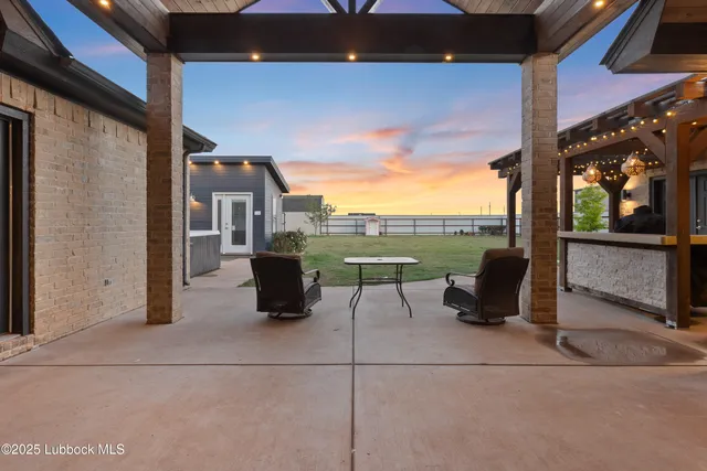 $799,999 | 5125 County Road 7930, Lubbock, TX 79424