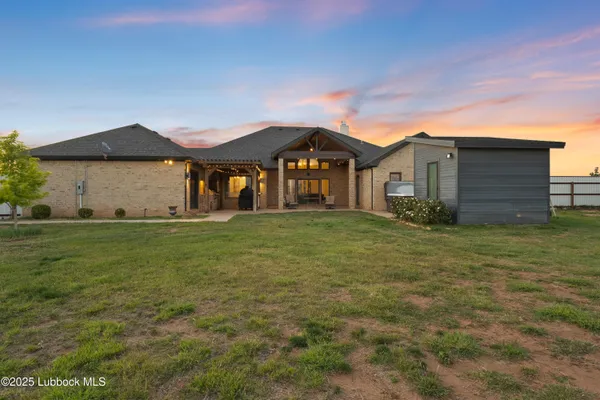 $799,999 | 5125 County Road 7930, Lubbock, TX 79424