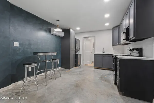 $799,999 | 5125 County Road 7930, Lubbock, TX 79424