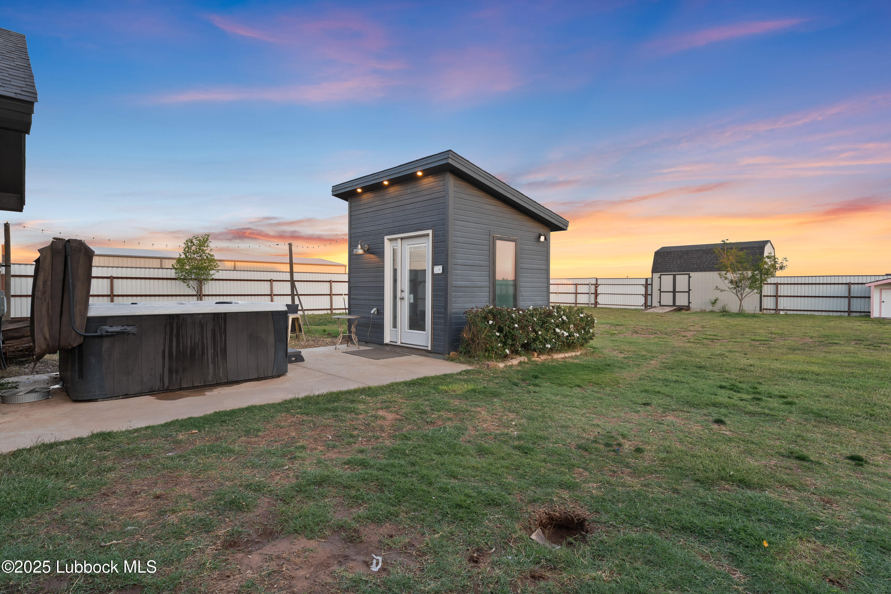 5125 County Road 7930 Lubbock, TX 79424 - Photo 64 of 75 Sauna Bldg and Hot tub