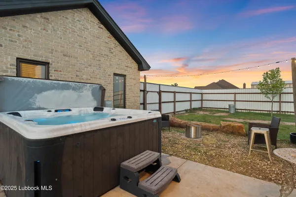 $799,999 | 5125 County Road 7930, Lubbock, TX 79424