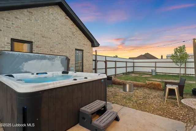 $799,999 | 5125 County Road 7930, Lubbock, TX 79424