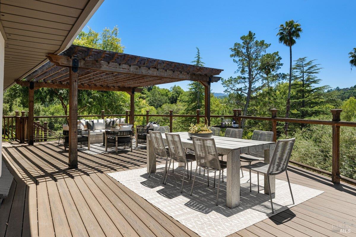 111 Deer Hollow Road San Anselmo, CA 94960 - Photo 21 of 70