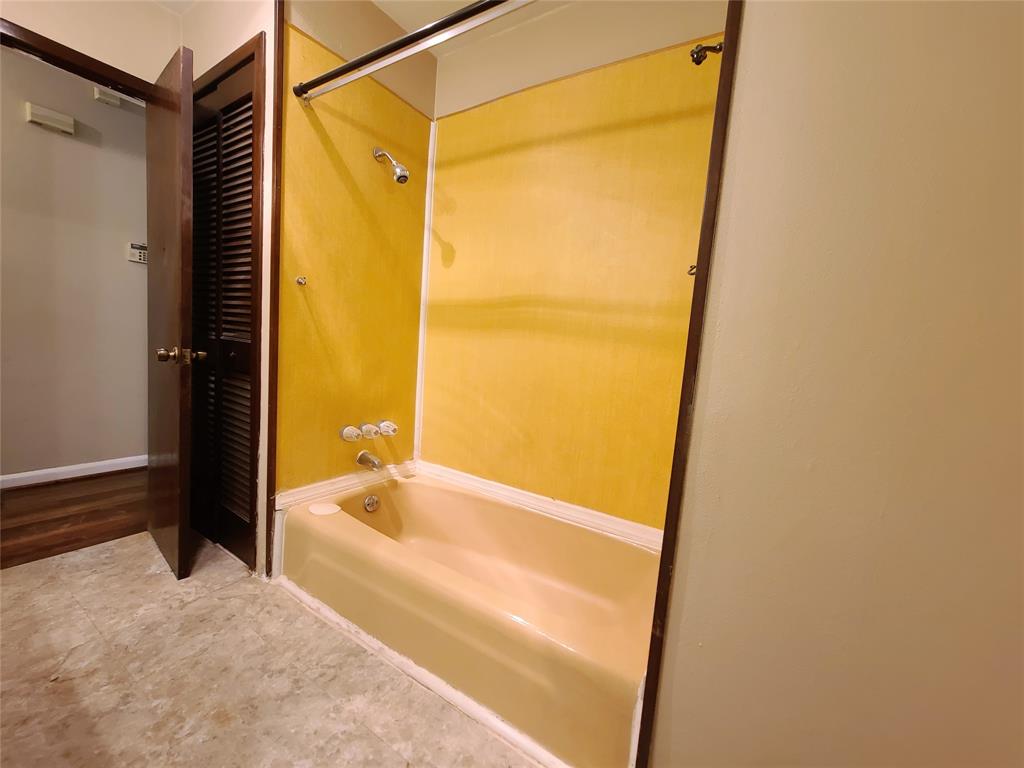 9867 Carnegie Place Dallas, TX 75228 - Photo 14 of 23