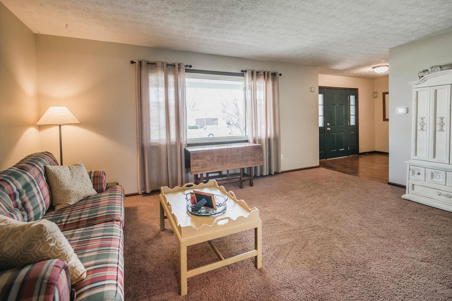 5475 Cedarbush Road Columbus, OH 43229 - Photo 17 of 35 Gallery Image 17