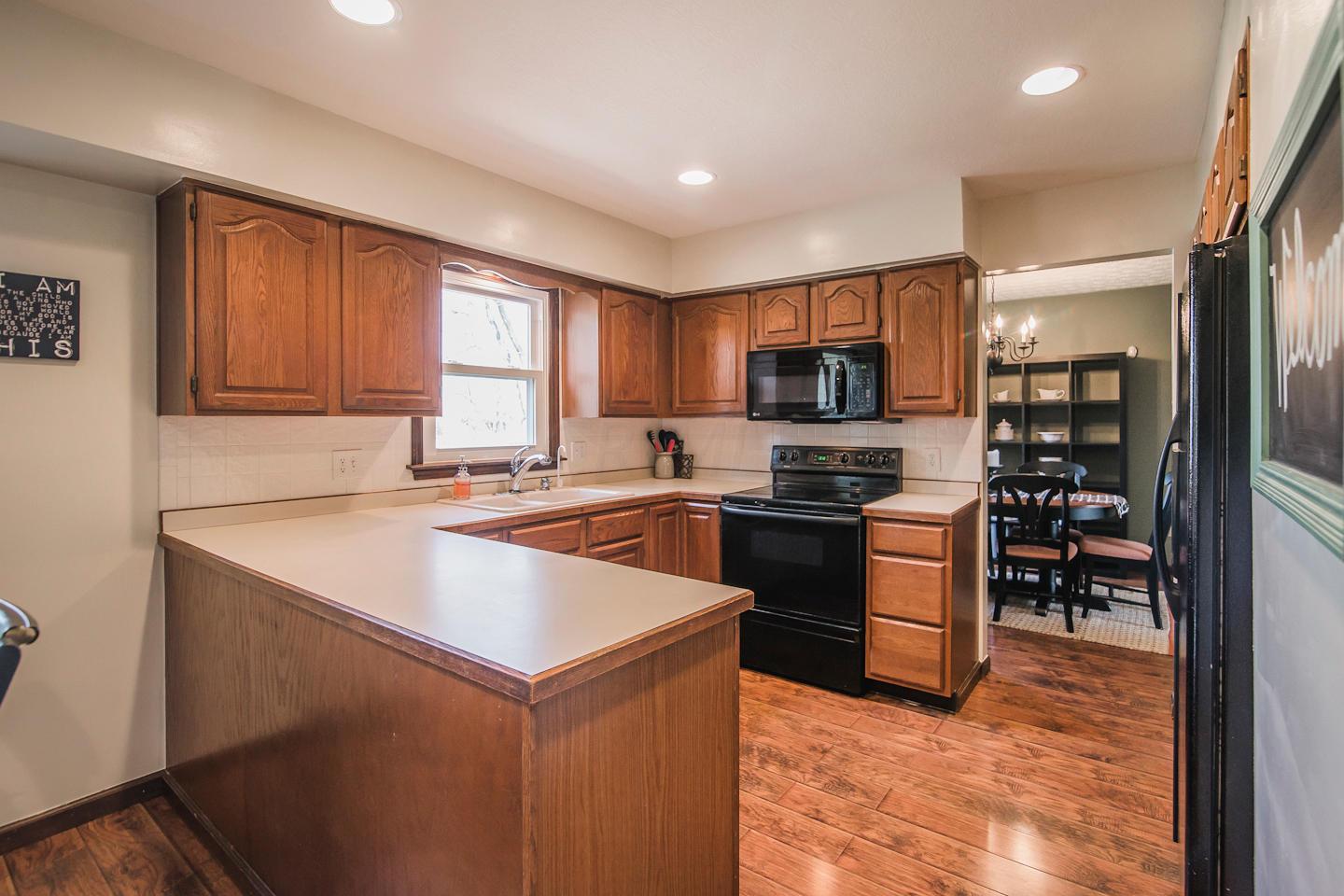 5475 Cedarbush Road Columbus, OH 43229 - Photo 10 of 35 Gallery Image 10