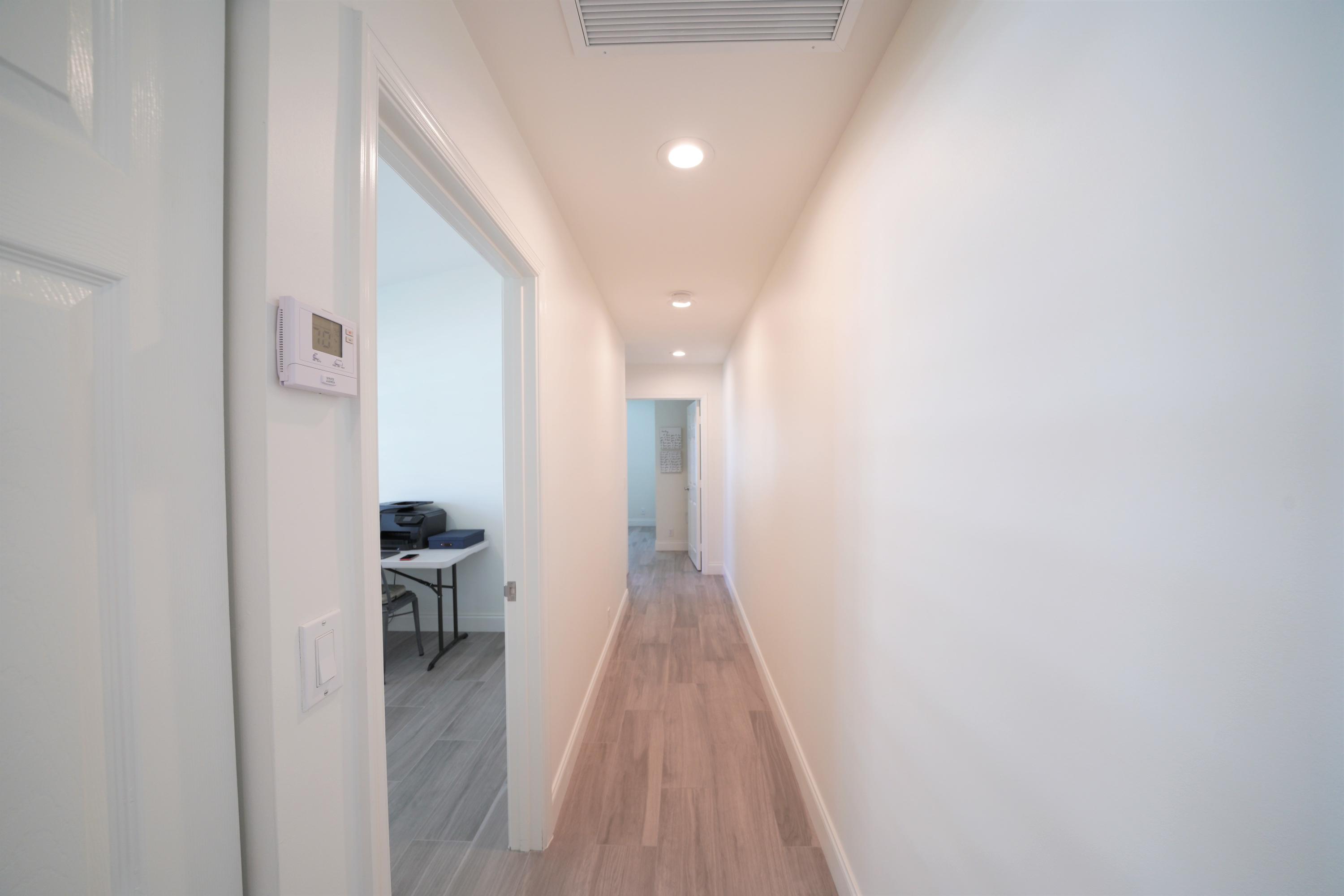 6071 Caladium Road Delray Beach, FL 33484 - Photo 11 of 36 xtra Corridor 6071 Caladium (1)