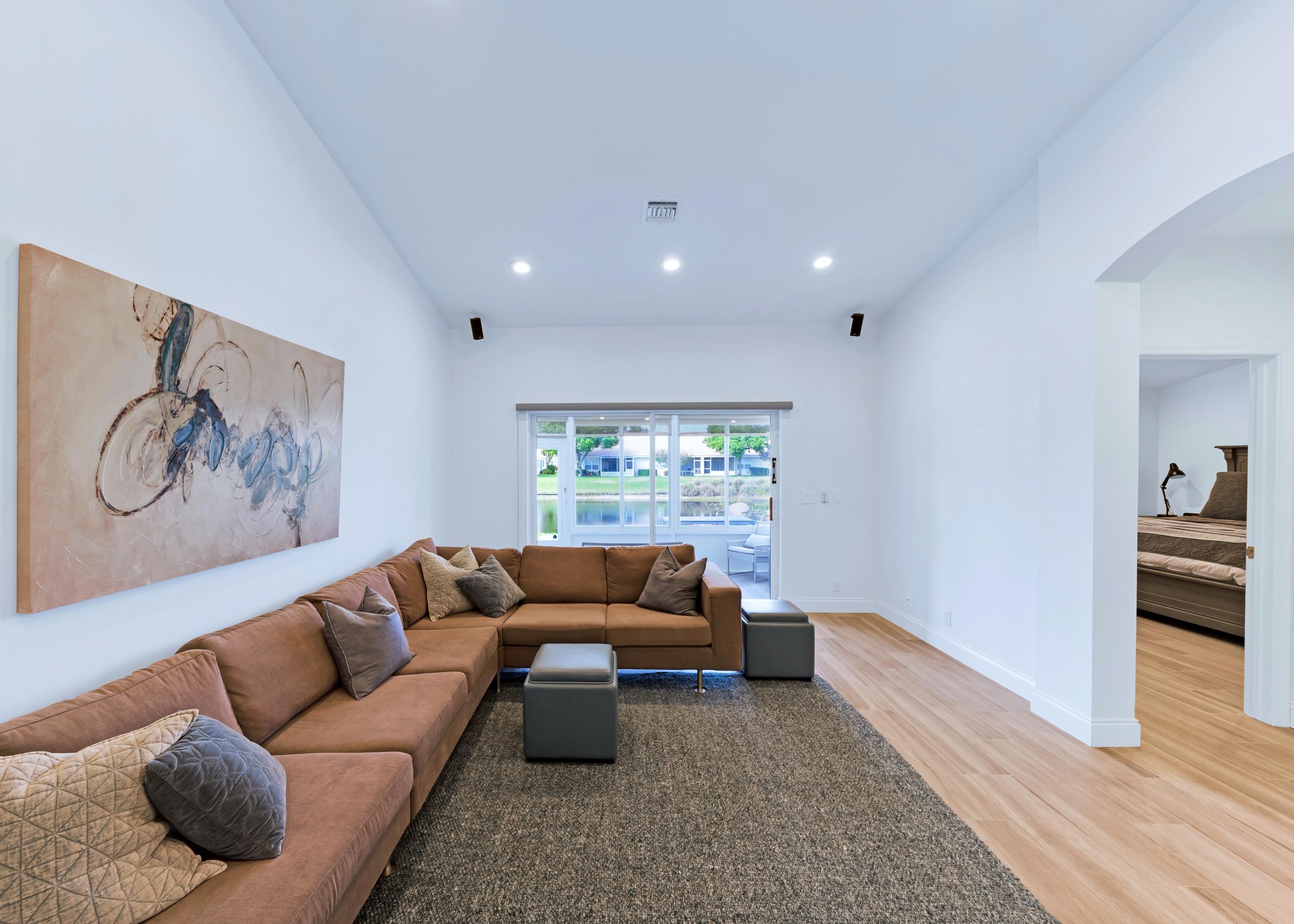 6071 Caladium Road Delray Beach, FL 33484 - Photo 14 of 36 3 Living Room 6071 Caladium