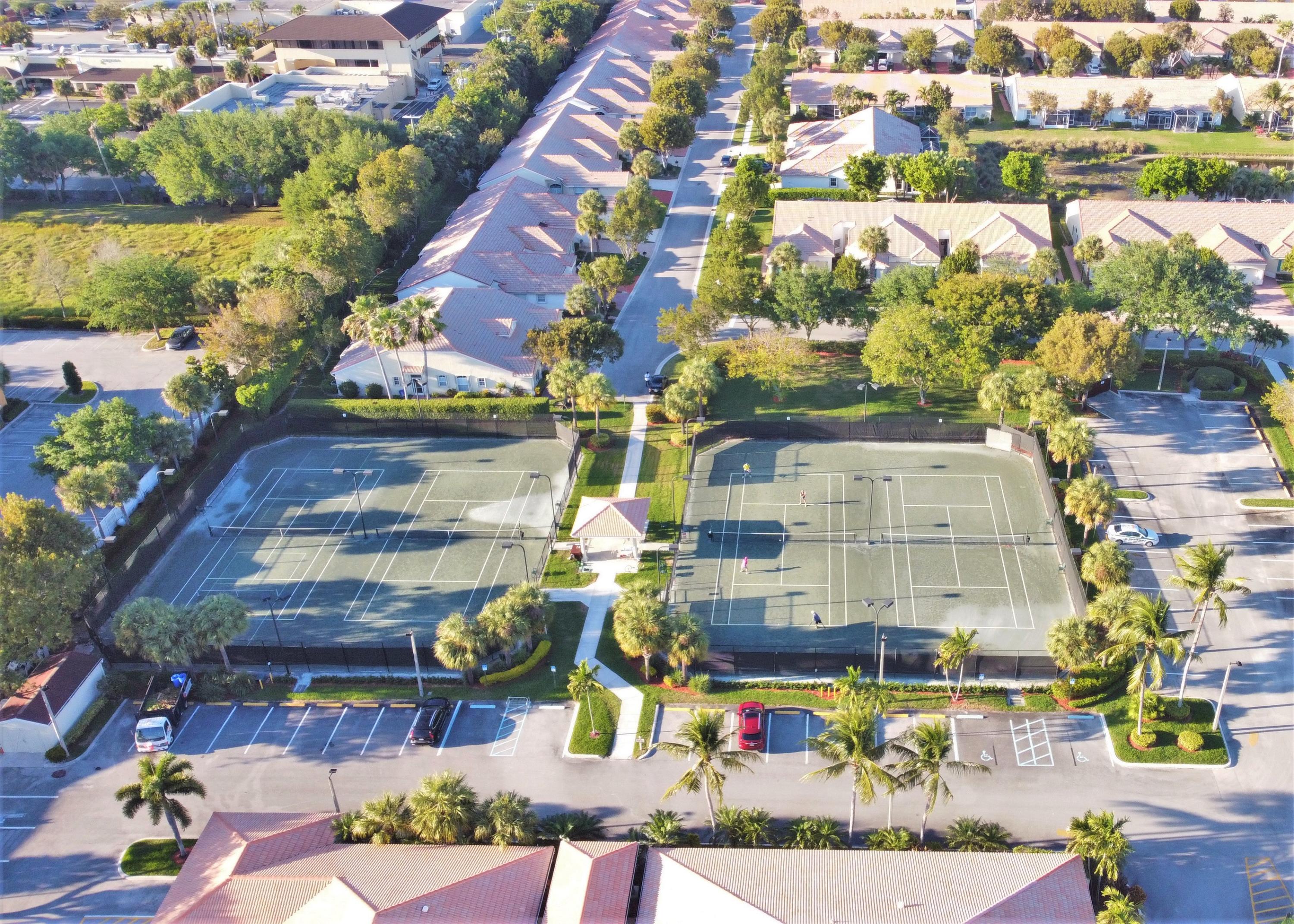 6071 Caladium Road Delray Beach, FL 33484 - Photo 34 of 36 26 Community Tennis 6071 Caladium