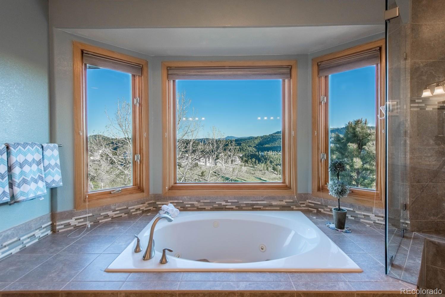 387 Monte Vista Road Golden, CO 80401 - Photo 18 of 35 Gallery Image 18