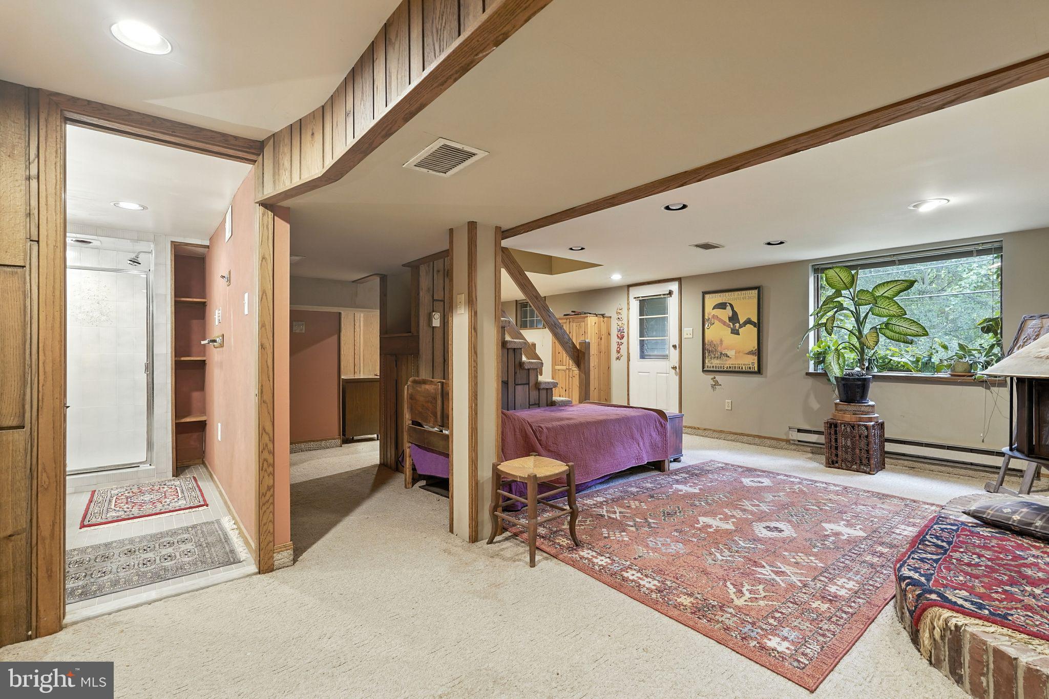 8420 Chippewa Road Philadelphia, PA 19128 - Photo 19 of 30 a living room with furniture