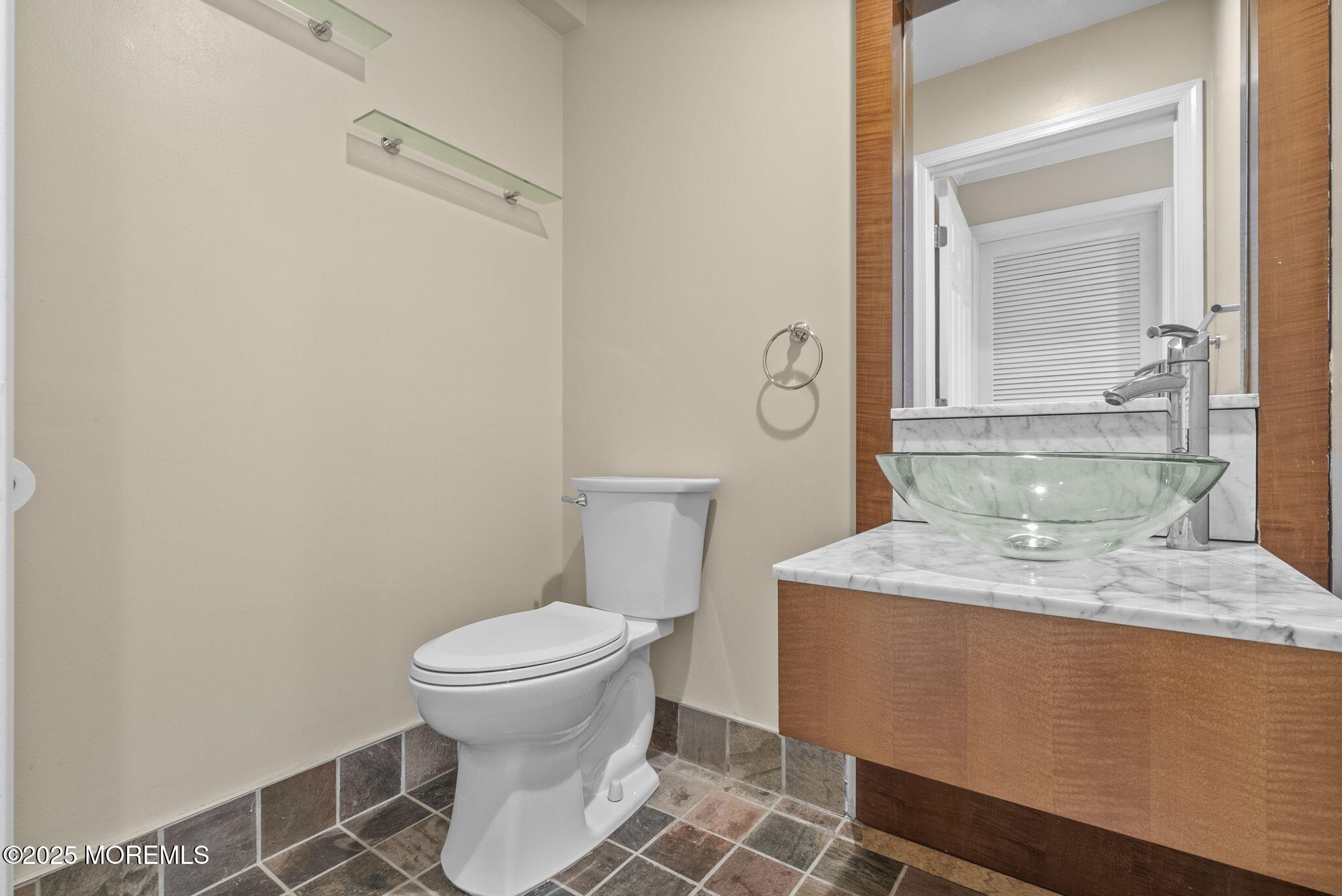 74 Springholm Drive Berkeley Heights, NJ 07922 - Photo 17 of 34 37-web-or-mls-DSC02357