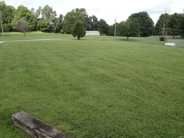 $144,900 | 300 Yockey Estates, Mitchell, IN 47446