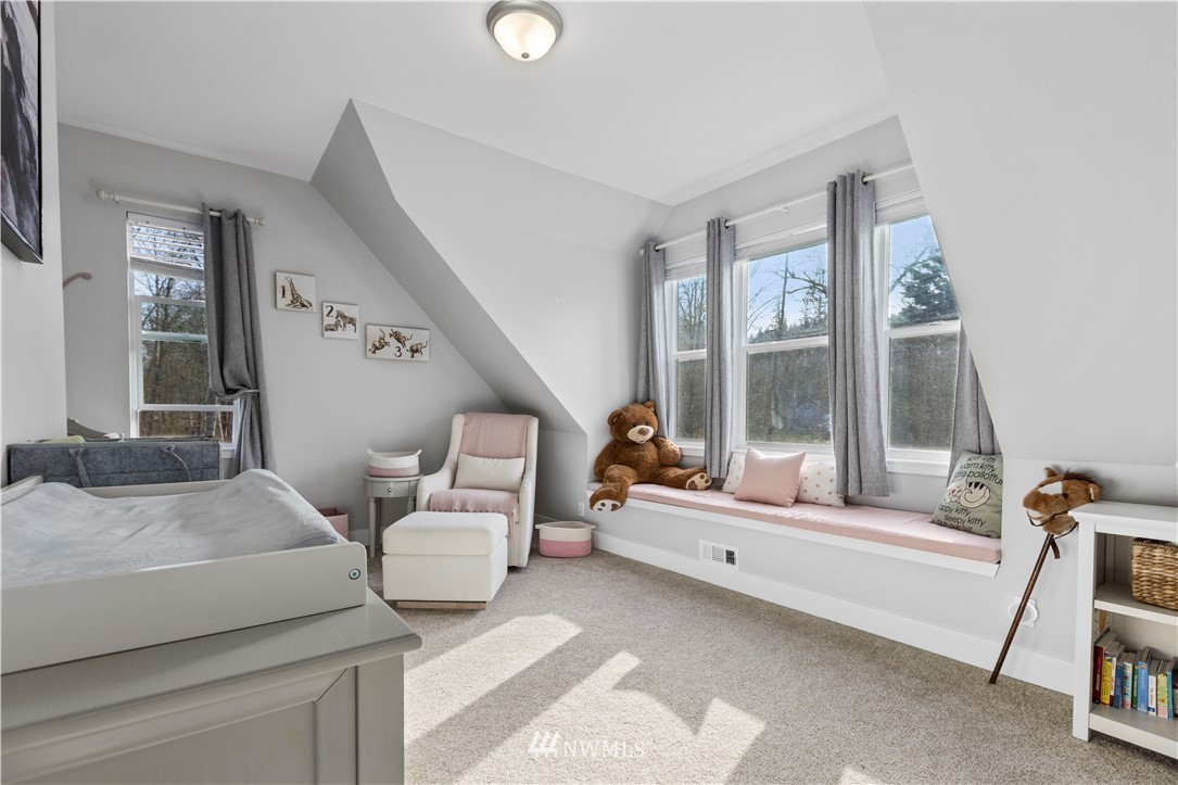 19217 Maxwell Road Southeast Maple Valley, WA 98038 - Photo 17 of 39