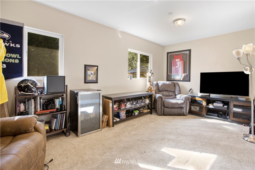 19217 Maxwell Road Southeast Maple Valley, WA 98038 - Photo 27 of 39