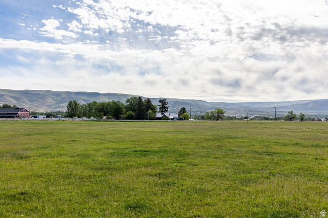 715 North River Road East, Unit 1 Midway, UT 84049 - Photo 13 of 34