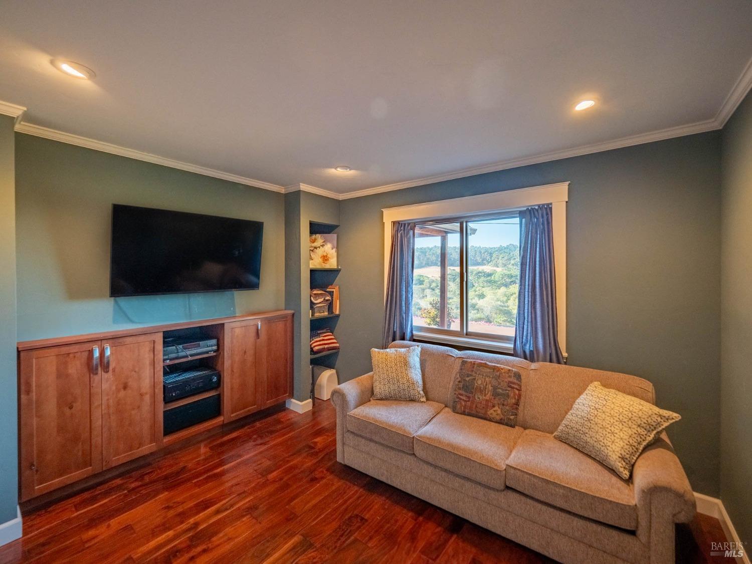 43500 Crispin Road Manchester, CA 95459 - Photo 26 of 98