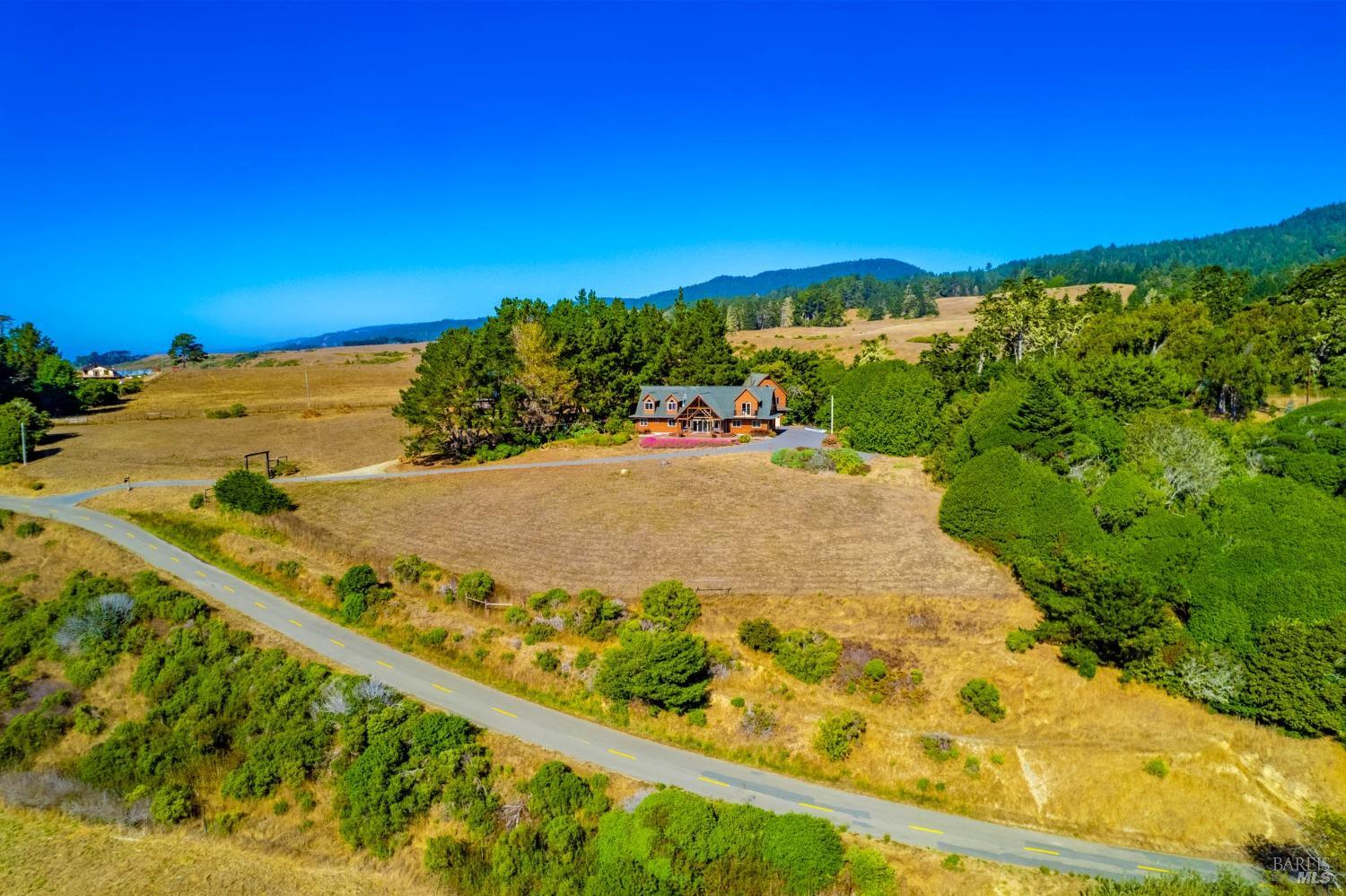 43500 Crispin Road Manchester, CA 95459 - Photo 3 of 98