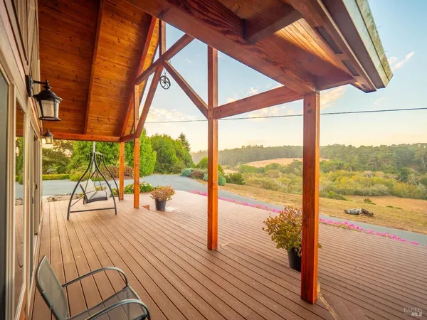 $3,250,000 | 43500 Crispin Road, Manchester, CA 95459