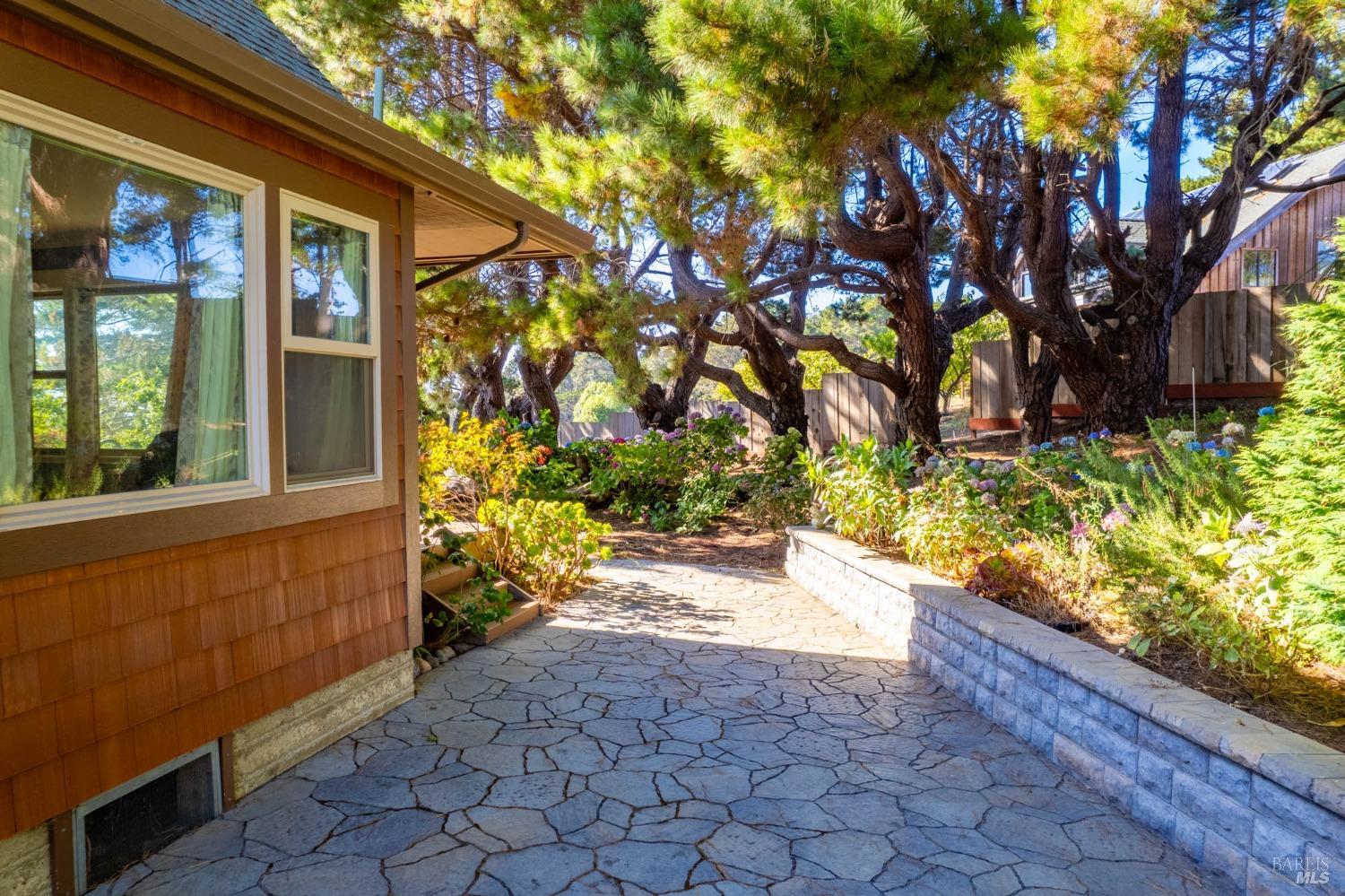 43500 Crispin Road Manchester, CA 95459 - Photo 38 of 98