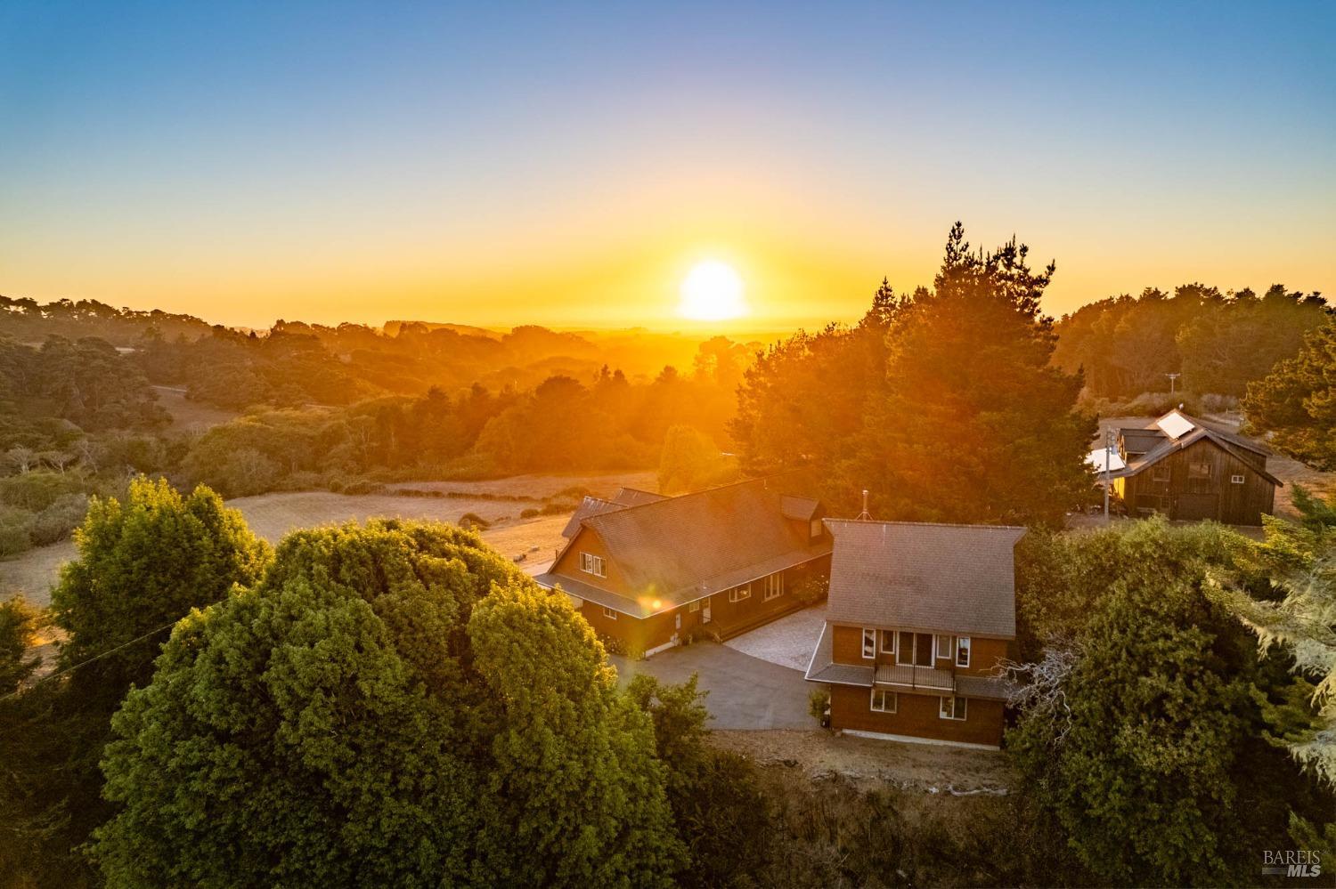 43500 Crispin Road Manchester, CA 95459 - Photo 50 of 98