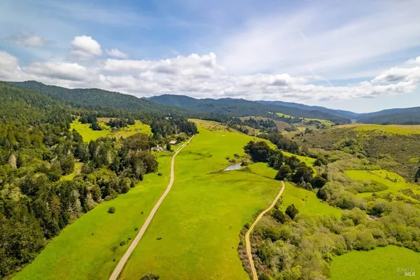 $3,250,000 | 43500 Crispin Road, Manchester, CA 95459