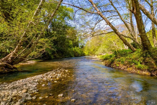 $3,250,000 | 43500 Crispin Road, Manchester, CA 95459