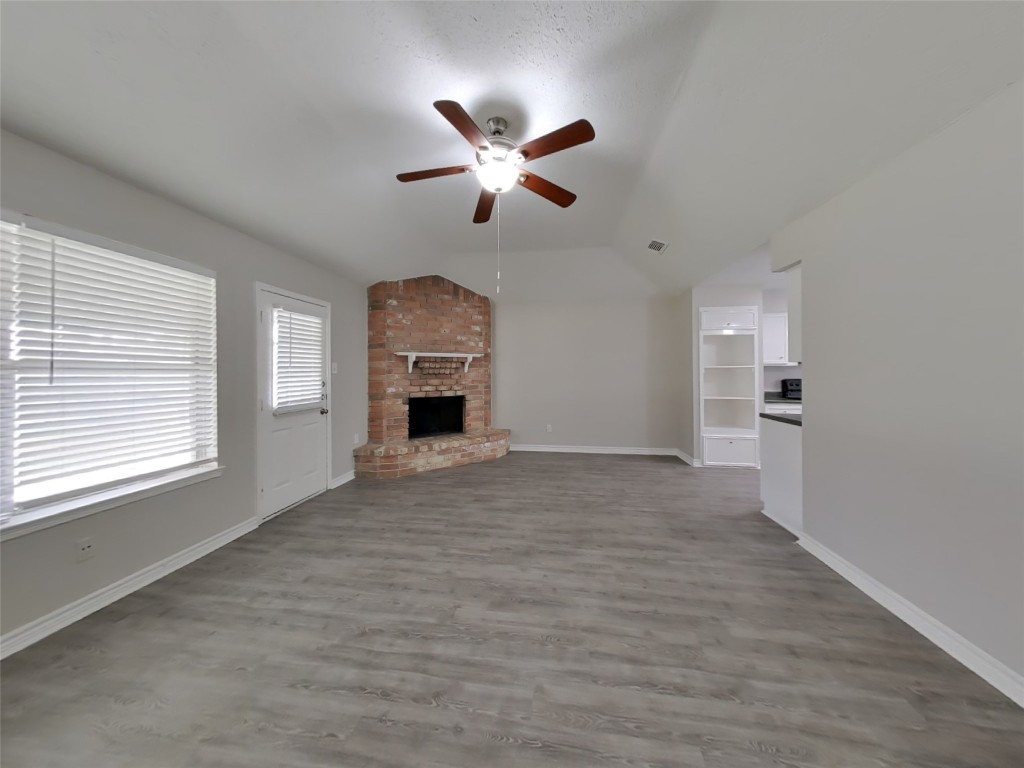 5519 Bridgegate Drive Spring, TX 77373 - Photo 2 of 18