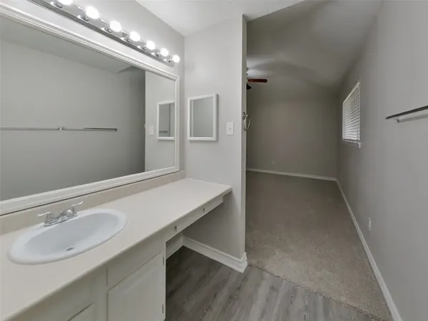 $1,629 | 5519 Bridgegate Drive, Spring, TX 77373