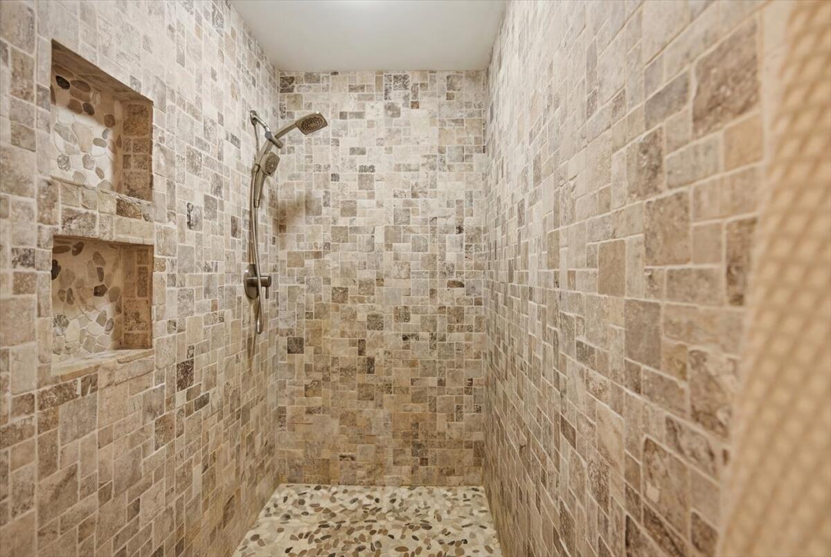897 Main Street Wayne, ME 04284 - Photo 91 of 157 167-Bathroom-04