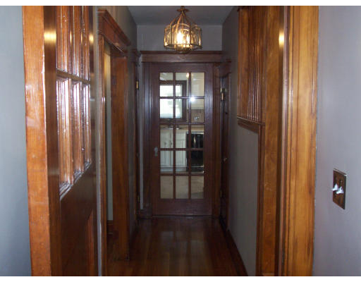 9 Ellsworth Road Milton, MA 02186 - Photo 2 of 10 Gallery Image 2