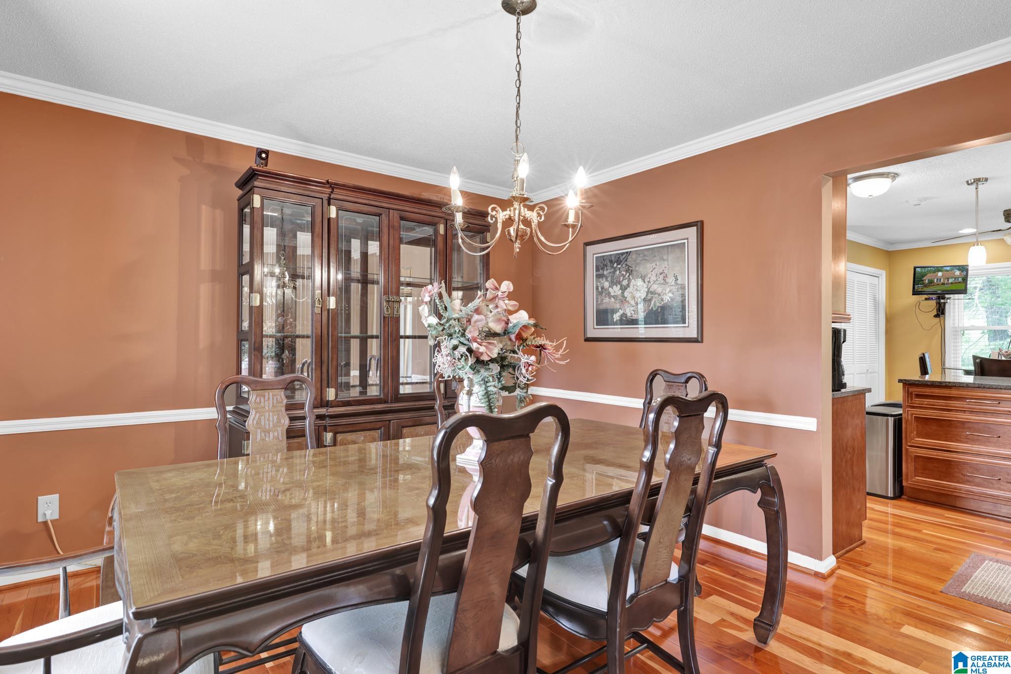 916 Woodbrook Road Birmingham, AL 35215 - Photo 14 of 33