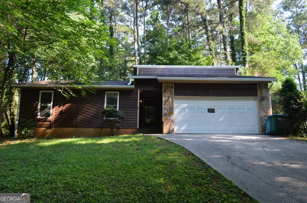 $269,000 | 4987 Dekalb Way, Stone Mountain, GA 30087