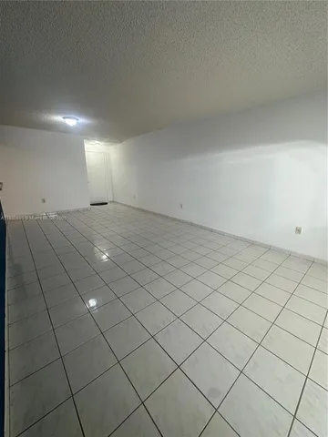$2,400 | 10245 Northwest 9th St Circle, Unit 1119, Miami, FL 33172