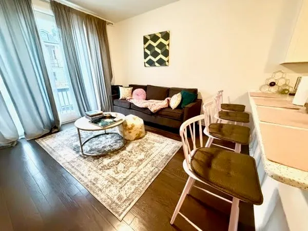 $2,500 | 850 Newark Avenue, Unit 2D, Jersey City, NJ 07306