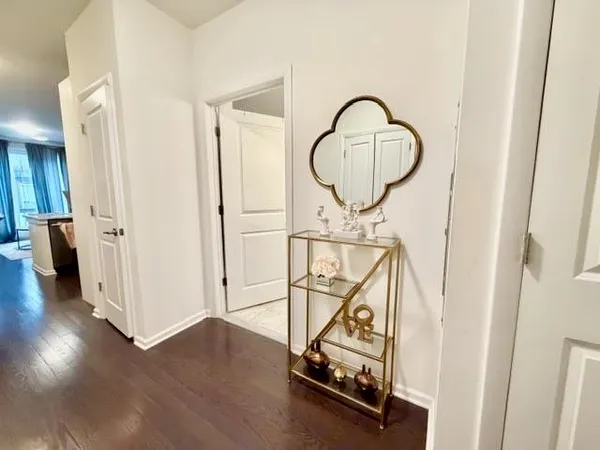 $2,500 | 850 Newark Avenue, Unit 2D, Jersey City, NJ 07306