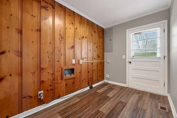 wooden floor in an empty room