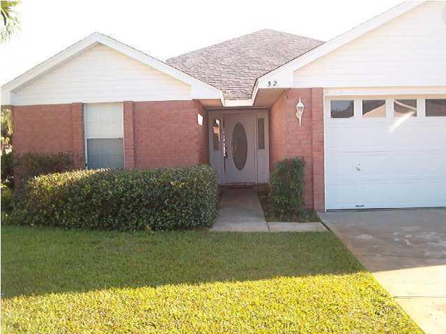 52 Green Island Way Miramar Beach, FL 32550 - Photo 3 of 27 a view of a back yard of the house