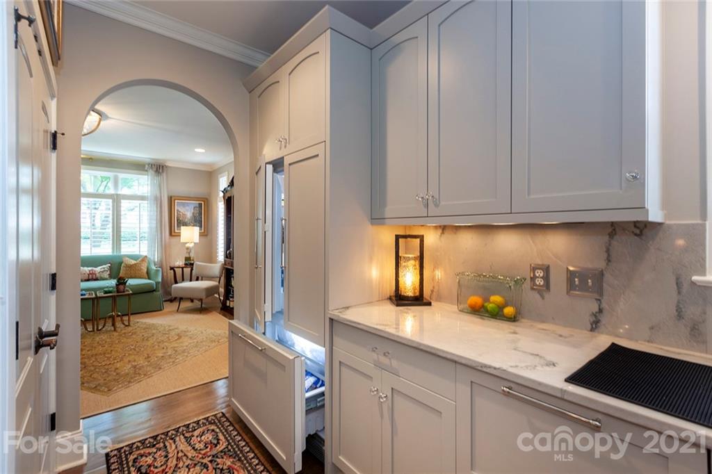 2020 Truman Road Charlotte, NC 28205 - Photo 7 of 42 Gallery Image 7