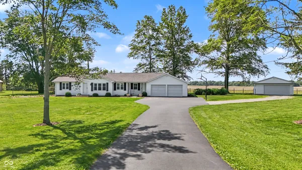 $299,900 | 11975 East Legal Tender Road, Columbus, IN 47203