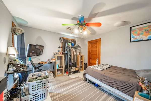 $269,900 | 5131 East County Road 300 South, New Castle, IN 47362