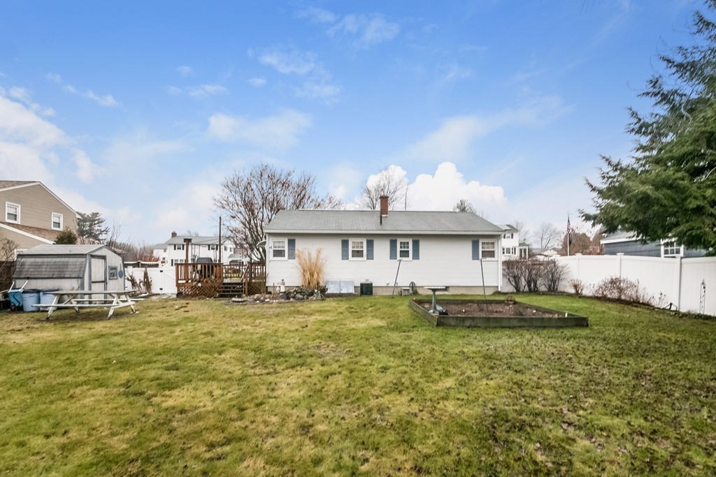30 Rachel Street Springfield, MA 01129 - Photo 14 of 21