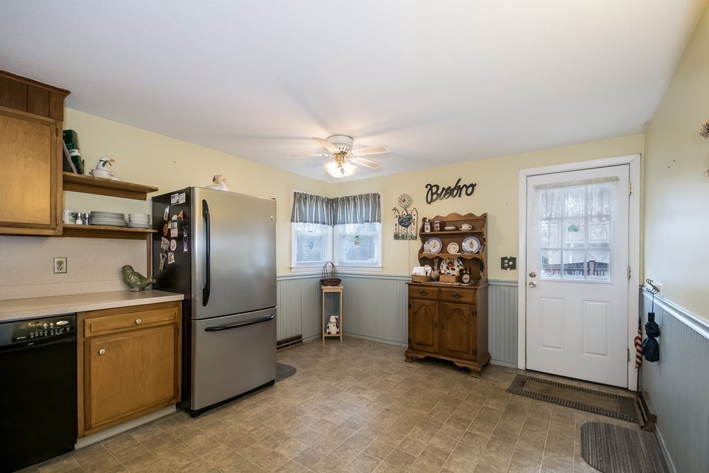 30 Rachel Street Springfield, MA 01129 - Photo 3 of 21
