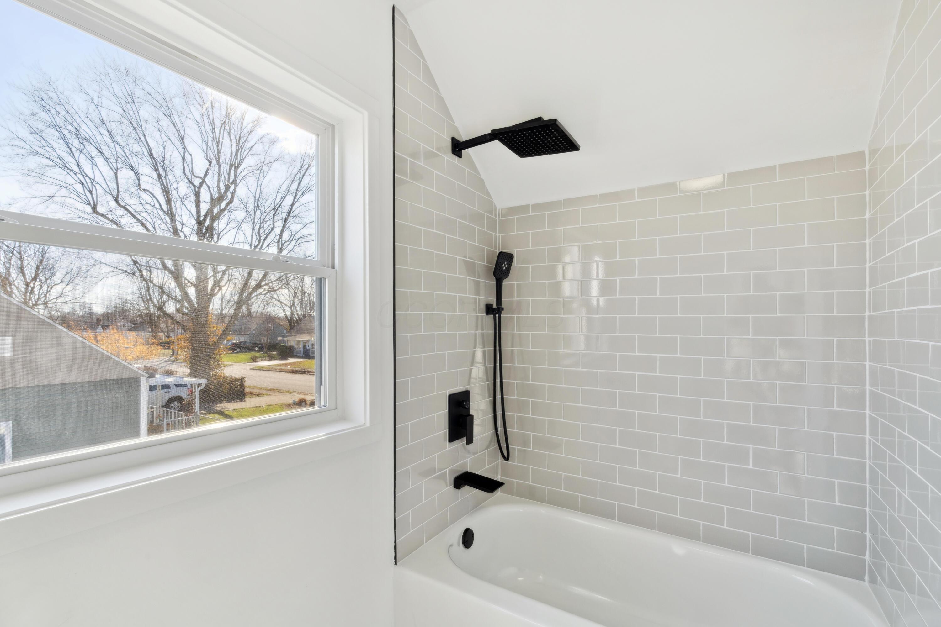 966 Colgate Road Columbus, OH 43213 - Photo 12 of 13 dsc05948_midres
