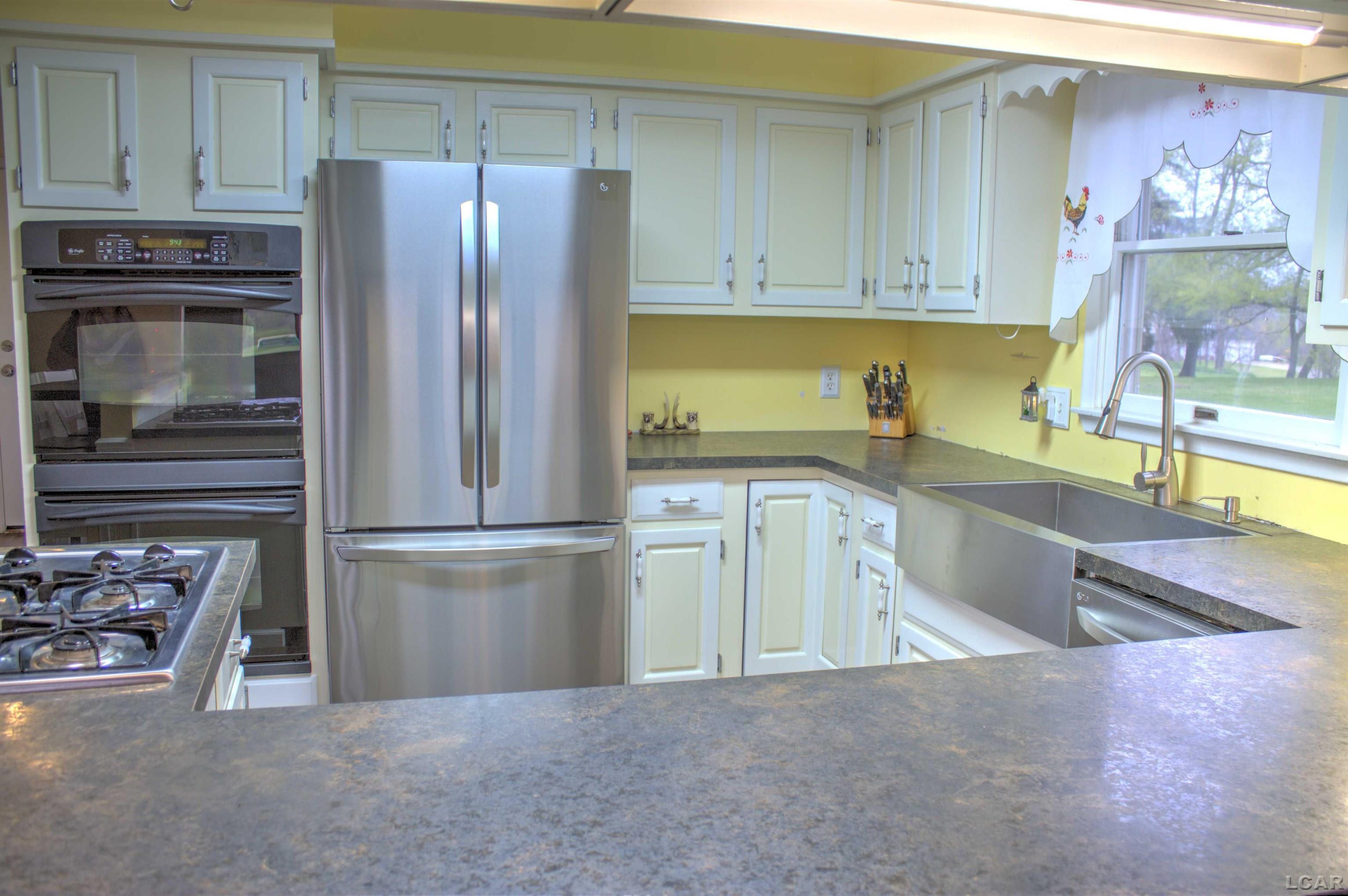 9670 Grossman Road Manchester, MI 48158 - Photo 24 of 41 50107680-23.JPG