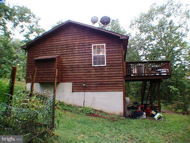 421 Hunting Road Winchester, VA 22603 - Photo 14 of 30 SIDE OF HOUSE